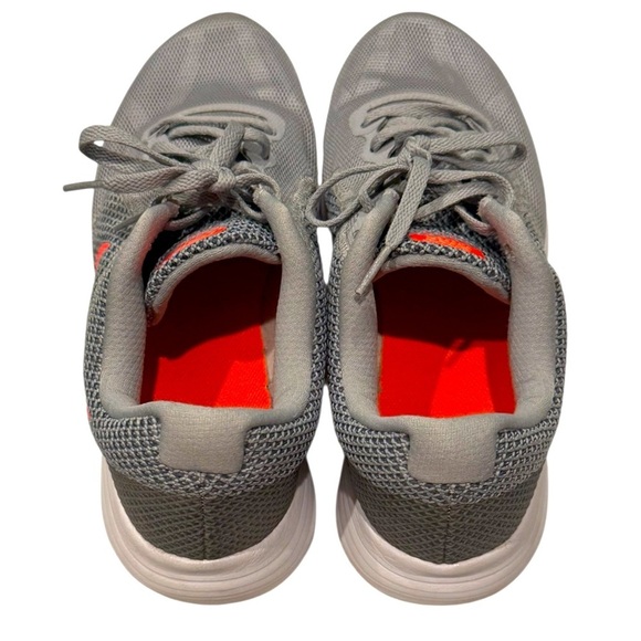 NIKE Women's Revolution 3 Running Tennis Shoe Size 9.5 - Picture 4 of 6